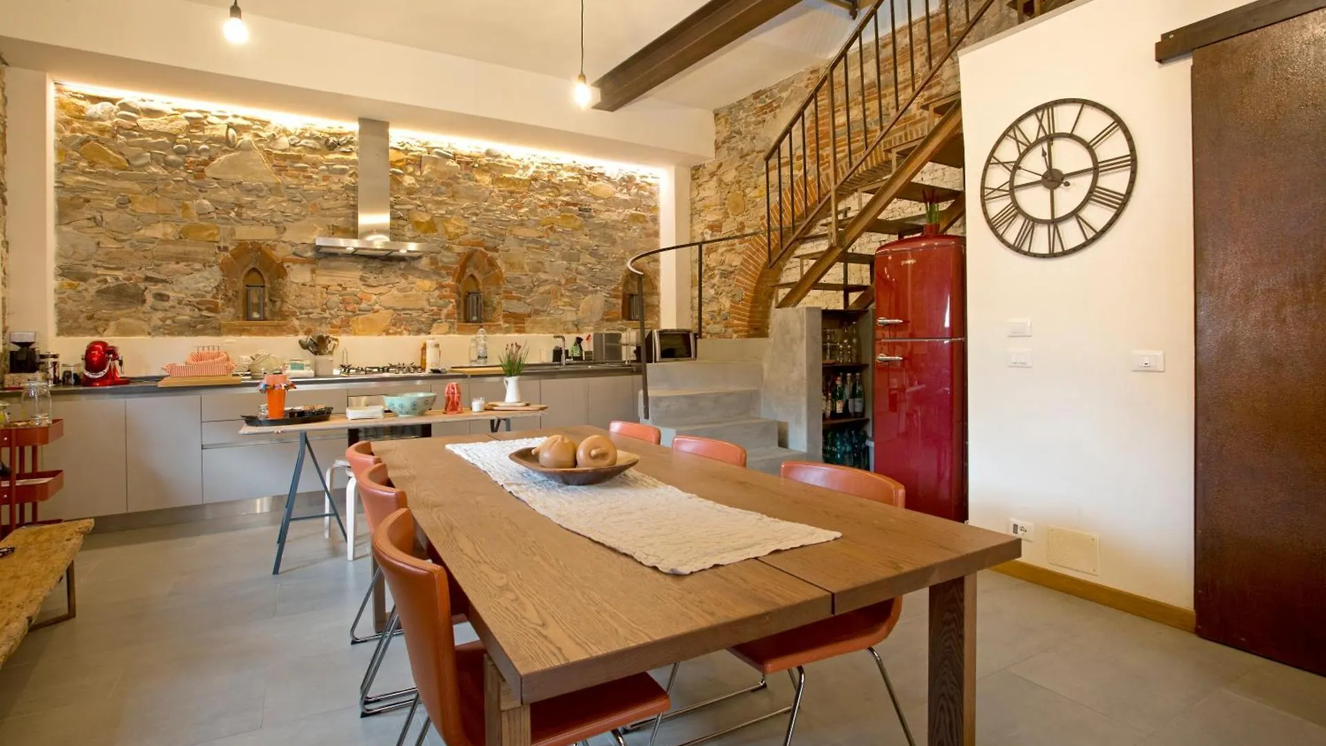 Casa Antica Stalla, Charming Loft Just 500 M From Lucca S Centre 0*,  Italie