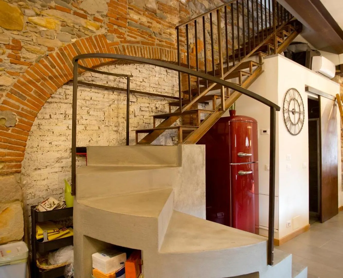 Casa Antica Stalla, Charming Loft Just 500 M From Lucca S Centre 0*,  Italie